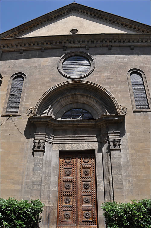 La façade de l'église San Felice
