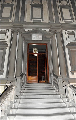 L'escalier monumental de la bibliothèque Laurenziana