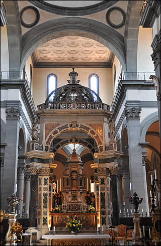 L'autel de l'église Santo Spirito