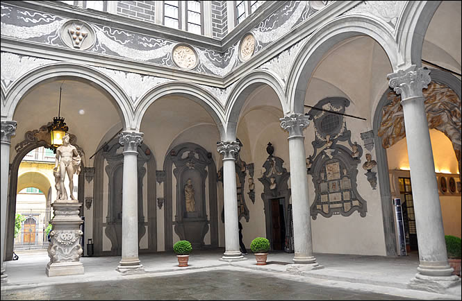 La cour du palazzo Medicis Riccardi