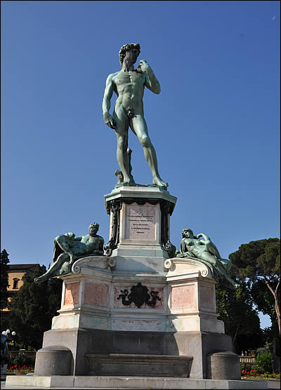 Copie du David sur la Piazzale Michelangelo