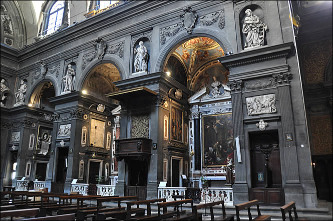 Vue intérieur de l'église San Gaetanol